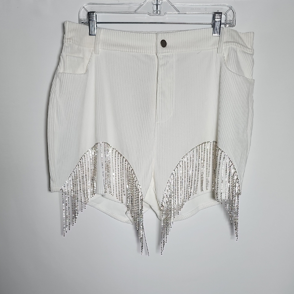 SAVANNA JANE Off White Rhinestone Fringe Ribbed Shorts